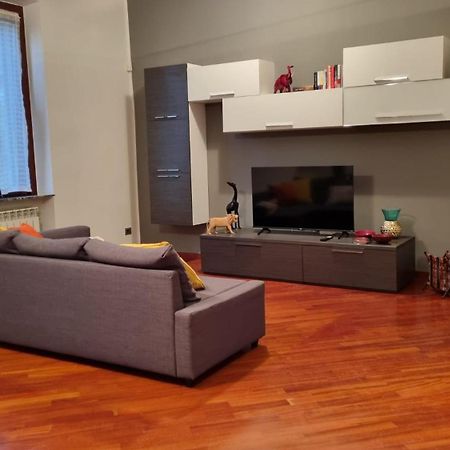 La Casa Di Cris - Milano, Appartamento Zona Sempione Kültér fotó